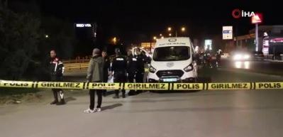 Evde doğurduğu &ouml;l&uuml; bebeği &ccedil;&ouml;pe atan kadın tutuklandı