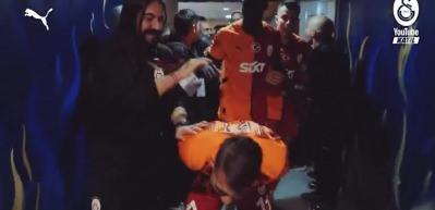 Galatasaray'da Yunus Akg&uuml;n d&uuml;ğ&uuml;m&uuml; &ccedil;&ouml;z&uuml;ld&uuml;...