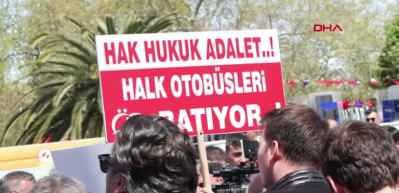 İETT'ye bağlı &Ouml;zel Halk Otob&uuml;s&uuml; şof&ouml;rleri, Sara&ccedil;hane'de eylem yaptı