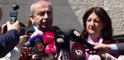 Sırrı Süreyya Önder, aort yırtılması nedeniyle ameliyat ediliyor