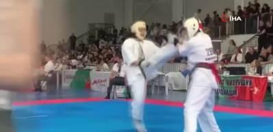 Artvinli şampiyon kız kardeşler Japonya'da D&uuml;nya Şampiyonası'na hazırlanıyor