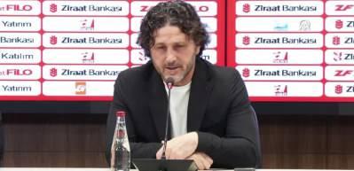 Fatih Tekke: "T&uuml;rk futbolu bana &ccedil;ok haksızlık yaptı, ama hakkımı helal ettim"