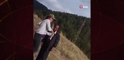 Kendilerine i&ccedil;ki almayan &ccedil;obanı darp eden kızların cezası belli oldu