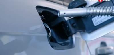 Ara&ccedil; sahiplerine &uuml;z&uuml;c&uuml; haber! Motorinde gece yarısından itibaren zam geldi