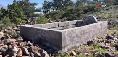 İskenderun'da gizemli mezar: Kime ait olduğu bilinmiyor, rivayetler dikkat çekiyor