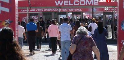 Kuzey Kıbrıs Türk Cumhuriyeti'nde gurur ve heyecan aynı karede!