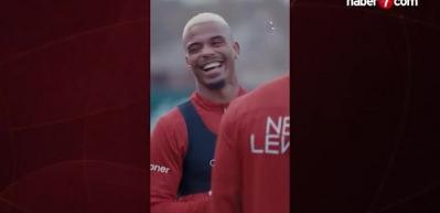  Galatasaray'da yeni transfer sezon sonu ayrılıyor