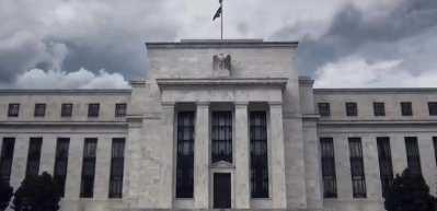 Fed Başkanı Powell'dan tarife uyarısı: "Enflasyon ve işsizlik artabilir"
