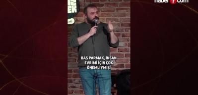Sözde komedyen 'Rabia' işareti üzerinden AK Partililere hakaret etti!