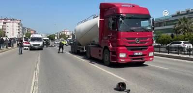 Tırla çarpışan motosikletin sürücüsü öldü