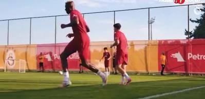 Fenerbah&ccedil;e'den Osimhen transferi iddiası! Kul&uuml;pten de a&ccedil;ıklama geldi