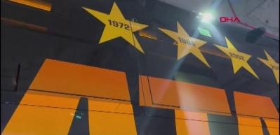 Göztepe maçı sonrası Galatasaray'ın otobüsüne taşlı saldırı gerçekleştirildi