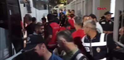 Elazığ’da hakem ve futbolcular zırhlı araçlarla stattan ayrıldı