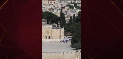 Fanatik Yahudiler yine Kud&uuml;s'e baskın d&uuml;zenledi