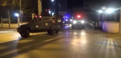İstanbul merkezli 36 ilde nefesleri kesen FET&Ouml; operasyonu kamerada