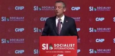 Özgür Özel'den İngiltere'ye 'terk edilmişlik' dramı: Menfaatiniz Erdoğan'da değil bizde!