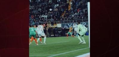 Dursun Özbek'ten taraftarı sevindirecek Victor Osimhen açıklaması
