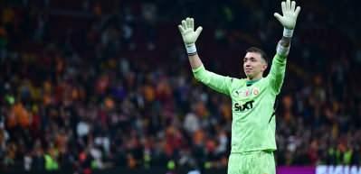 Muslera'dan Galatasaray'a sürpriz imza: 12.500 kilometrelik köprü kurdu