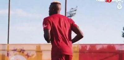 Galatasaray, Osimhen için pazarlıkta: Yıldız futbolcu Napoli'den indirim istedi
