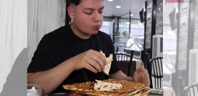 Elazığlı genç bir oturuşta 15 lahmacun yiyor: Yemeye başladığımda aç olduğumdan daha aç oluyorum