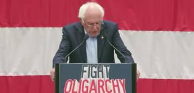 ABD'li Senatör Sanders, Irak'ın işgalini hatırlatarak İran'da "tarihin tekrarlanmaması" çağrısı yaptı