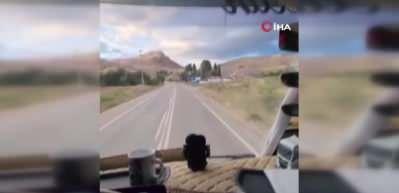 Temmuz ayında karlı dağlar g&ouml;renleri şaşırttı!