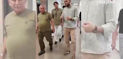 Mesut Özil'den sürpriz ziyaret! Şahsiyet Akademisi'nde gençlerle buluştu