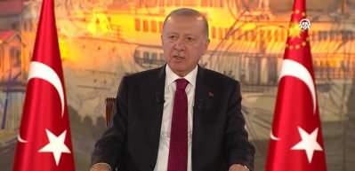 Cumhurbaşkanı Erdoğan "19 Temmuz D&uuml;nya T&uuml;t&uuml;ns&uuml;z G&uuml;n&uuml;"nde gen&ccedil;lere &ouml;nemli mesajlarda bulundu