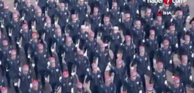 Fransa'da Bastille G&uuml;n&uuml;'nde kaos! 