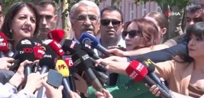 DEM Parti heyeti Öcalan'la görüşmek için İmralı'da