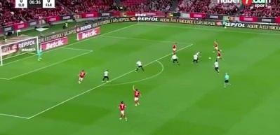 Fenerbah&ccedil;e&rsquo;nin Kerem Akt&uuml;rkoğlu ile maaş ve bonservis pazarlığı s&uuml;r&uuml;yor