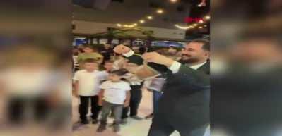 Kahramanmaraş’ta ilginç takı töreni: Altın yerine pirzola