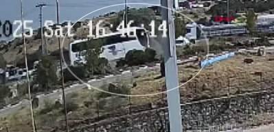 Manisa'da otobüs önüne çıkan aracı biçti: 2 ölü