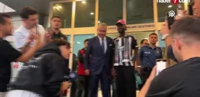 Beşiktaş, Ndidi'nin maliyetini a&ccedil;ıkladı