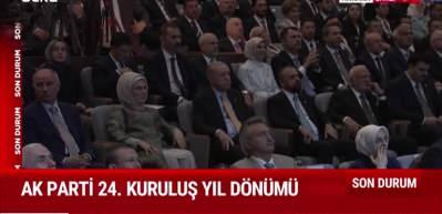 AK Parti'nin yıl d&ouml;n&uuml;m&uuml;nde dikkat &ccedil;eken anlar