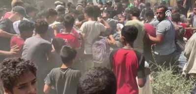 İsrail'in açlığa mahkum ettiği Gazze'den yürekleri dağlayan anlar