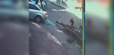 Kartal'da kopan dalın altında kalan gen&ccedil; oyuncu yaşam m&uuml;cadelesi veriyor