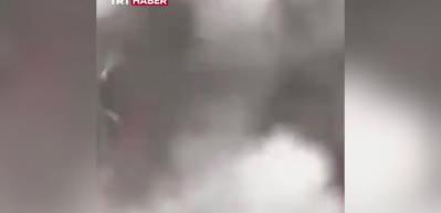 Soykırımcı İsrail'in hastane saldırısı kamerada: Kurtarma ekibini böyle vurdular!