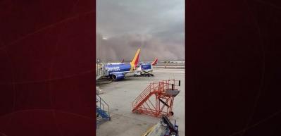ABD'nin Arizona eyaletinde 'Haboob' toz fırtınası: 55 bin kişi elektriksiz kaldı