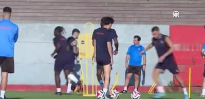 Başakşehir'de kaleci Muhammed Şengezer forma Craiova maçında yok