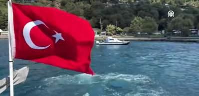 Boğaz'da kaybolan Rus sporcuyu yanlış tarafa yüzdüğü için uyaran yarışmacının bilgisine başvuruldu