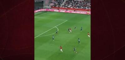Galatasaray dünyaca ünlü stoperi transfer etti: Bu akşam İstanbul'da