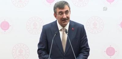 Cumhurbaşkanı yardımcısı Cevdet Yılmaz Türk ekonomisinin büyüme performansı hakkında konuştu
