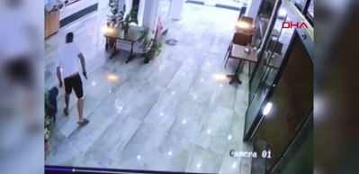 Ortak olamadıkları kafeyi kurşun yağdırdılar