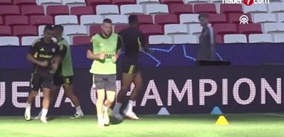 UEFA'ya kadro bildirimine saatler kaldı! G.Saray ve F.Bah&ccedil;e i&ccedil;in zaman daralıyor...