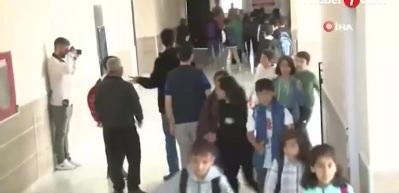Yarın okullar açılıyor! İstanbul Valiliği'nde alınan kararlara ilişkin duyuru yapıldı