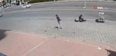 Kayseri'de görenleri güldüren kaza kamerada