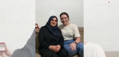 Okuması için yüzüğünü satmıştı! İlk maaşıyla annesine yaptığı anlamlı sürpriz duygulandırdı
