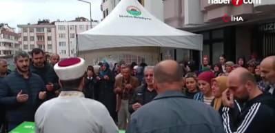 Kazada ölen iki kız çocuğu için gözyaşları sel oldu