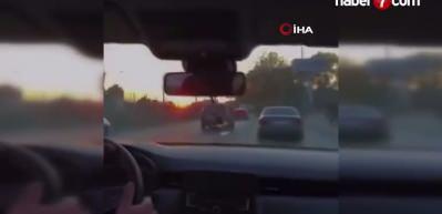 Makas atarak trafiği tehlikeye attı